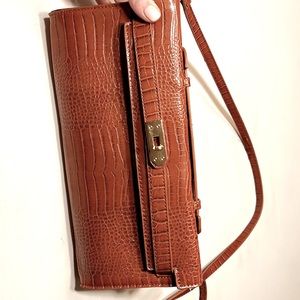 Beautiful brown crocodile crossbody purse!